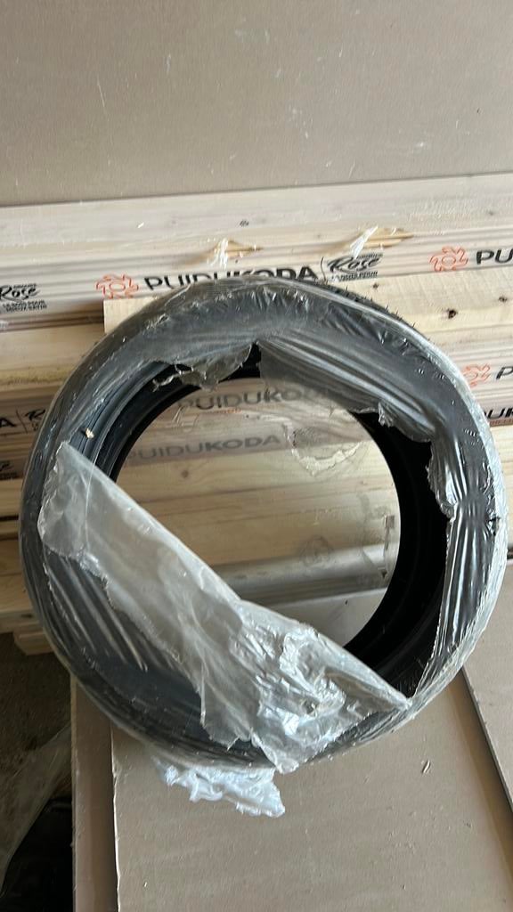 Nieuwe scooterbanden, Fietsen en Brommers, Ophalen, Nieuw, Overige typen, SYM