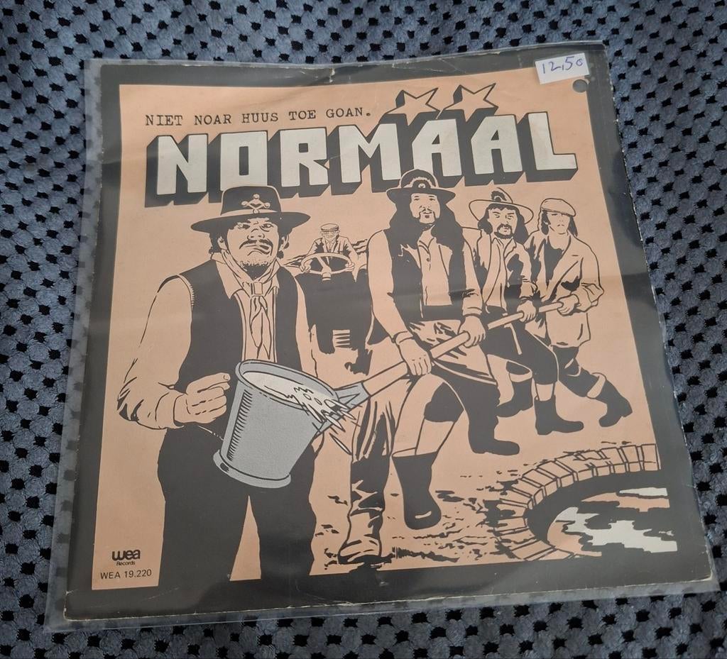 Normaal [ singeltje, Ophalen of Verzenden, Zo goed als nieuw, Overige formaten, Levenslied of Smartlap