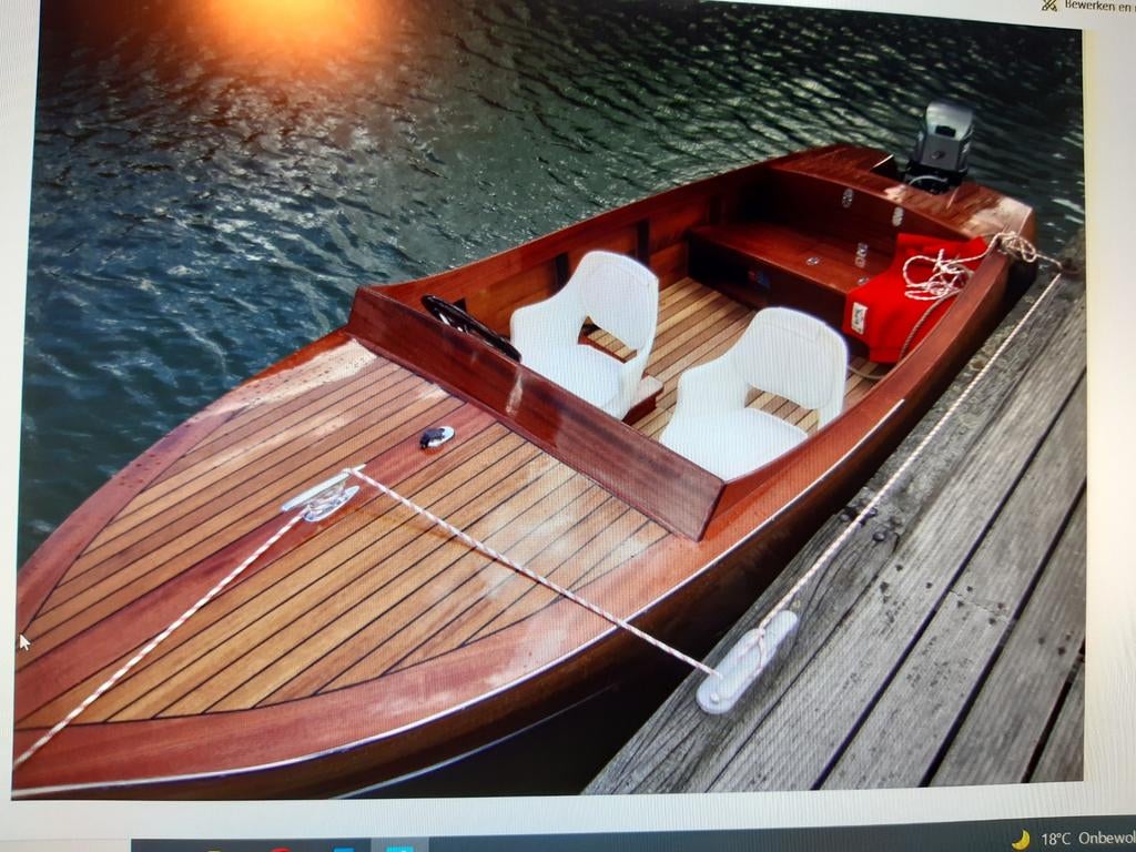 Houten speedboot, Watersport en Boten, Speedboten, 3 tot 6 meter, Benzine, Minder dan 70 pk, Polyester, Buitenboordmotor, Ophalen