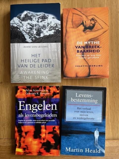 Partij 20 prachtige boeken Esoterie en spiritualiteit, Ophalen of Verzenden, Zo goed als nieuw, Overige onderwerpen, Achtergrond en Informatie