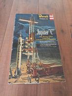 Revell Jupiter "C" rocket satelite platform 1:110 space, Ophalen of Verzenden, 1:50 tot 1:144
