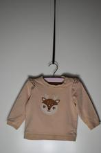C&A beige sweater met hert maat 74 z.g.a.n., Kinderen en Baby's, Babykleding | Maat 74, C&A, Ophalen of Verzenden, Zo goed als nieuw