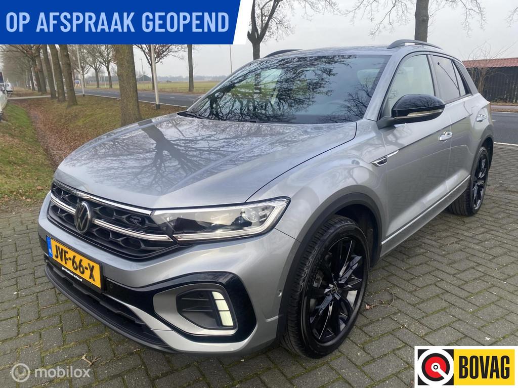 Volkswagen T-Roc 1.5 TSI DSG I R-Line 18 INCH CarPlay I Blac, 1258 kg, Zwart, 4 cilinders, 150 pk
