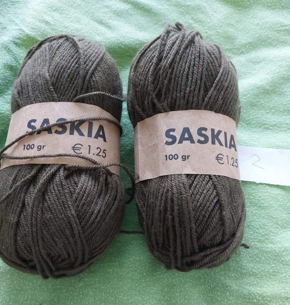 2 bollen wol bruin (Saskia), Ophalen of Verzenden, Nieuw, Breien of Haken, Wol of Garen
