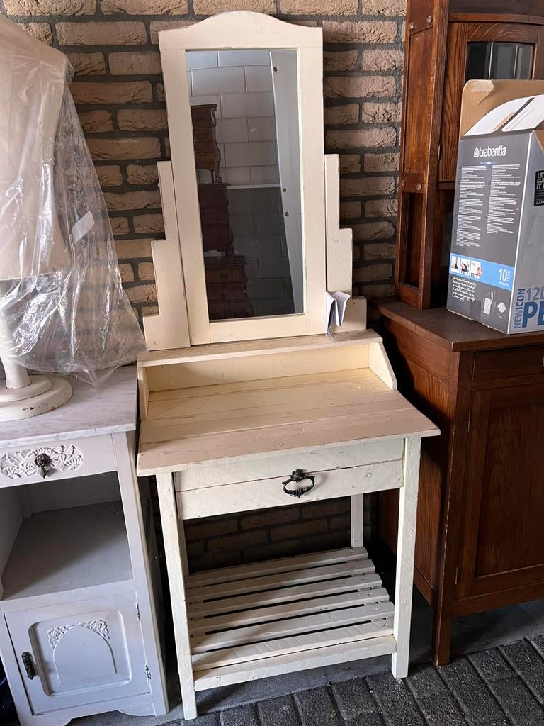 Leuke kaptafel met bijpassende stoel, Huis en Inrichting, Tafels | Kaptafels, Ophalen, Zo goed als nieuw, 50 tot 100 cm, Minder dan 100 cm