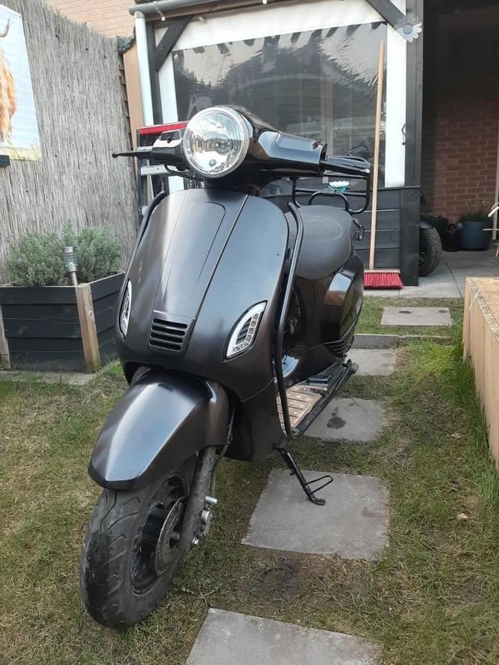 La souris sourini R, Fietsen en Brommers, Snorfietsen en Snorscooters, Ophalen of Verzenden