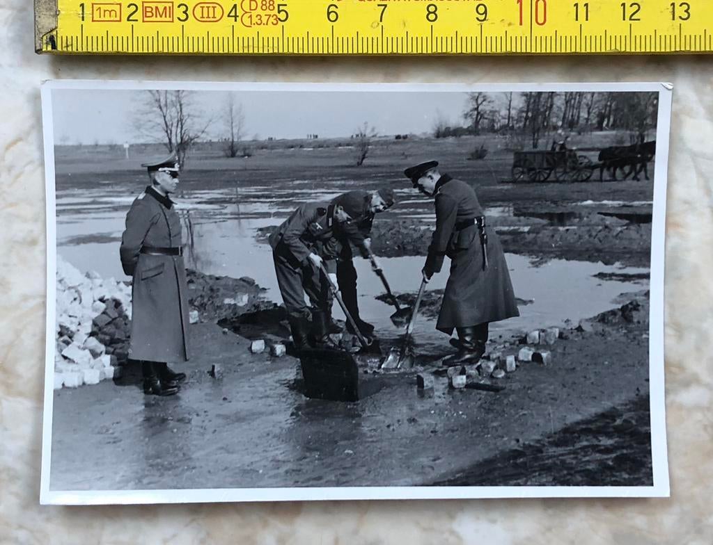 Duitse militairen, originele foto, tekst op achterkant. (97), Verzamelen, Verzenden, Landmacht, Duitsland, Foto of Poster
