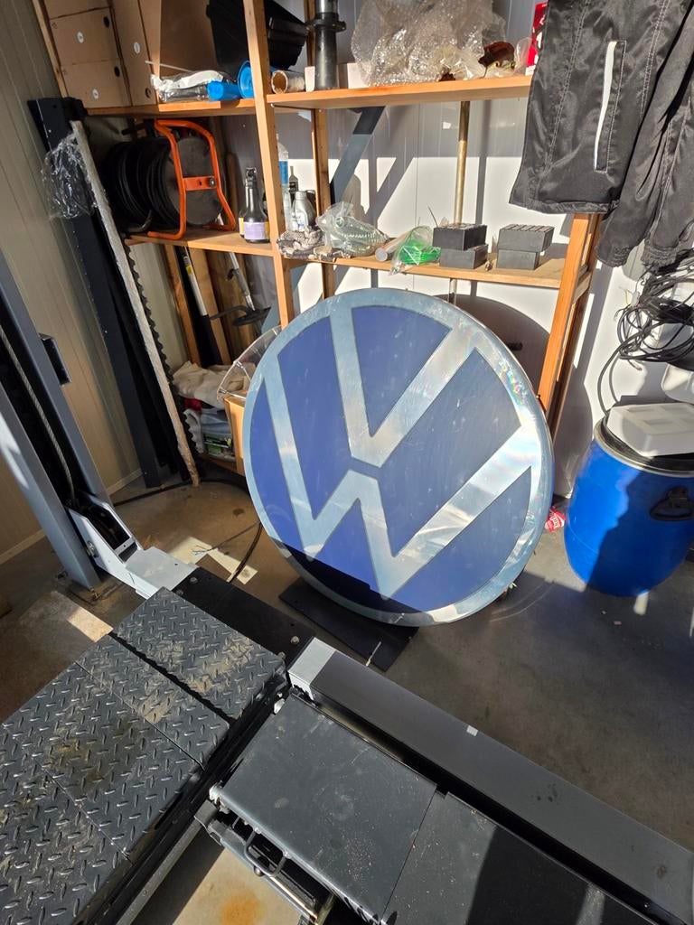 Origineel Volkswagen dealer logo met LED verlichting, Ophalen