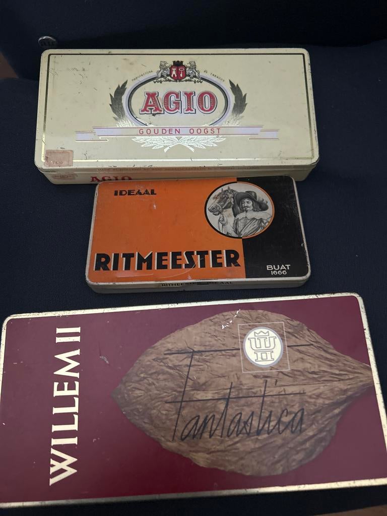 Vintage sigarenblikken: Agio, Ritmeester, Willem II, Ophalen of Verzenden, Gebruikt, Gebruiksvoorwerp