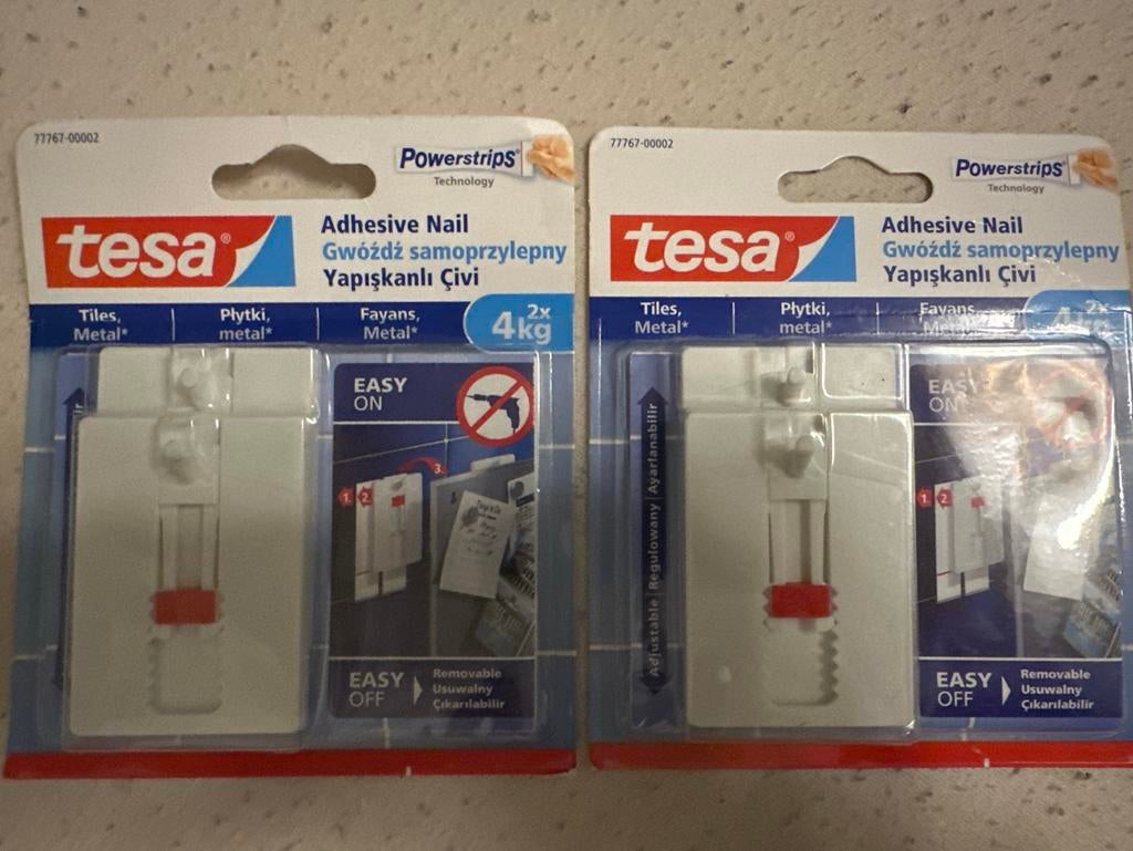 2x Tesa Powerstrips Zelfklevende Spijkers 4kg - Nieuw, Ophalen of Verzenden, Nieuw, Minder dan 50 mm, Spijkers