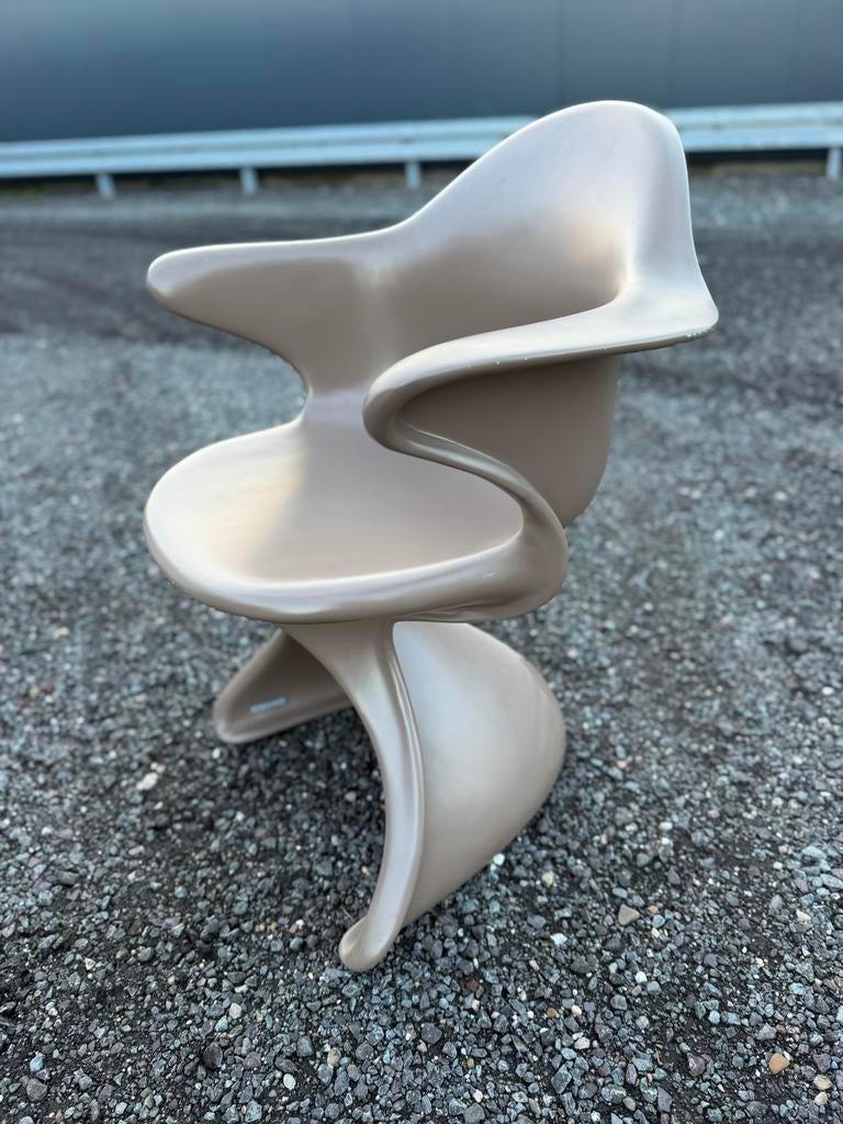 HKliving x Marie Olsson Nylander Mon fauteuil - Space Age, Huis en Inrichting, Fauteuils, Ophalen, Gebruikt, Kunststof