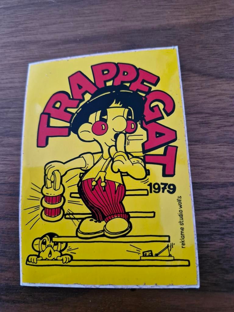 7031 Vintage Trappegat Sticker 1979 - Studio Wolfs, Ophalen of Verzenden