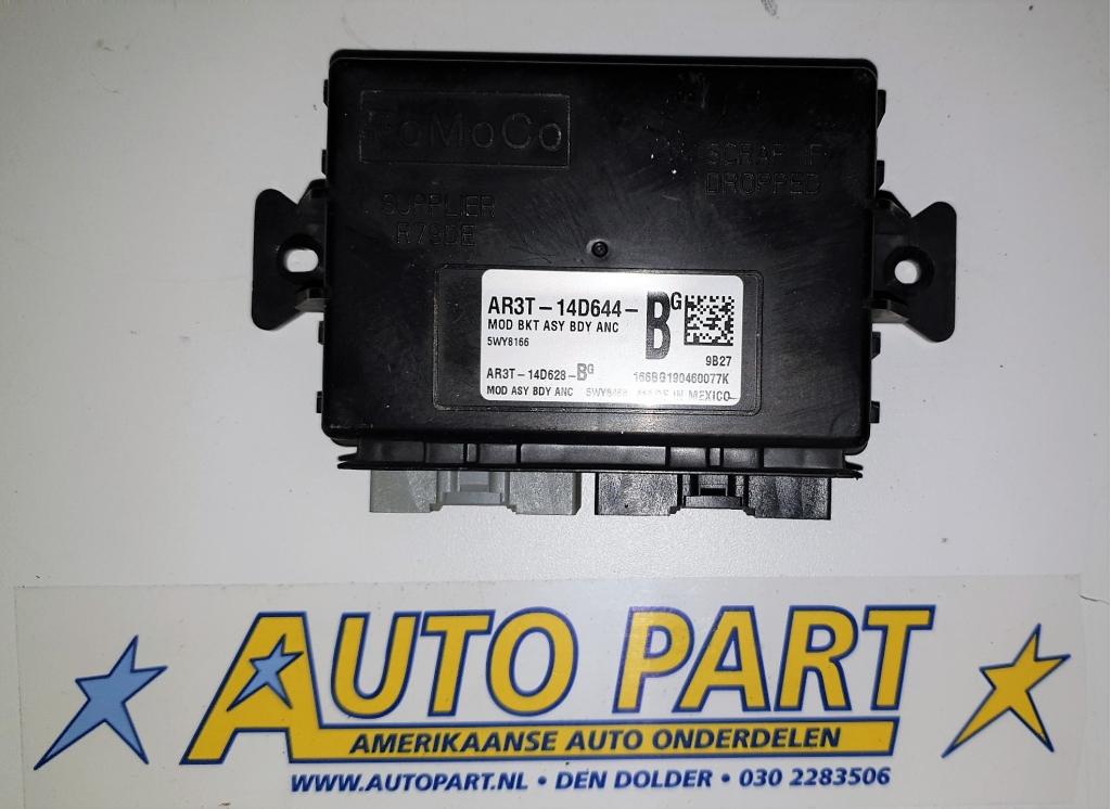 Ford Mustang achterlicht module 2010-2012, Gebruikt, Ford motor company, Ford USA, P.O. Box 6248, Dearborn, MI 48126