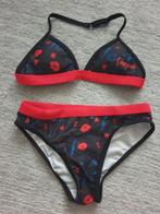 Vingino bikini zwart met rode details en print, Kleding | Dames, Vingino, Zwart, Ophalen of Verzenden, Zo goed als nieuw