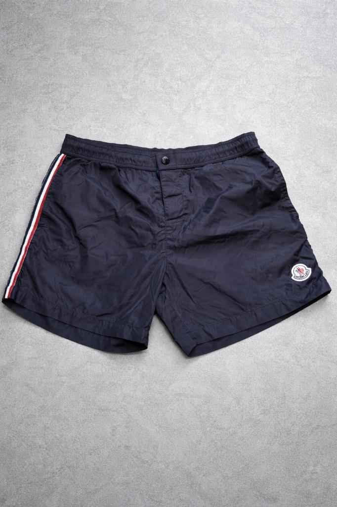 Moncler zwembroek navy blauw maat S origineel, Kleding | Heren, Badmode en Zwemkleding, Moncler, Blauw, Ophalen of Verzenden, Zwemshort