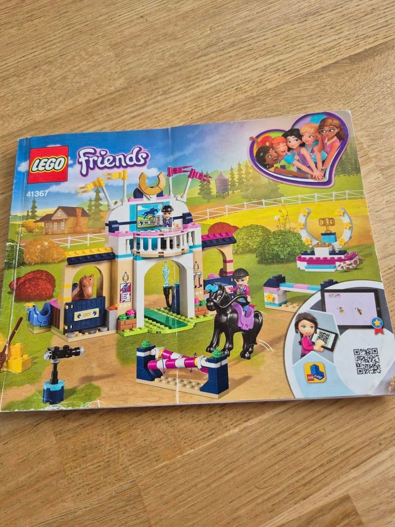 Lego Friends 41367 Stephanie's Paardenshow, Kinderen en Baby's, Speelgoed | Duplo en Lego, Ophalen of Verzenden, Gebruikt, Complete set