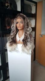 Luxe Lace Pruik: Bruin & Blond gemixt, krul, 70 cm, Ophalen of Verzenden, Nieuw, Pruik of Haarverlenging