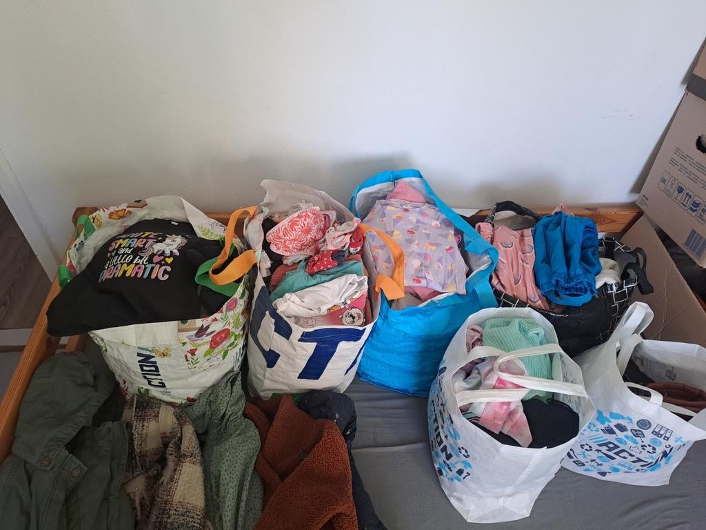 Heel veel meisjeskleding 98-110, Kinderen en Baby's, Kinderkleding | Maat 104, Verzenden, Zo goed als nieuw, Meisje, Overige typen