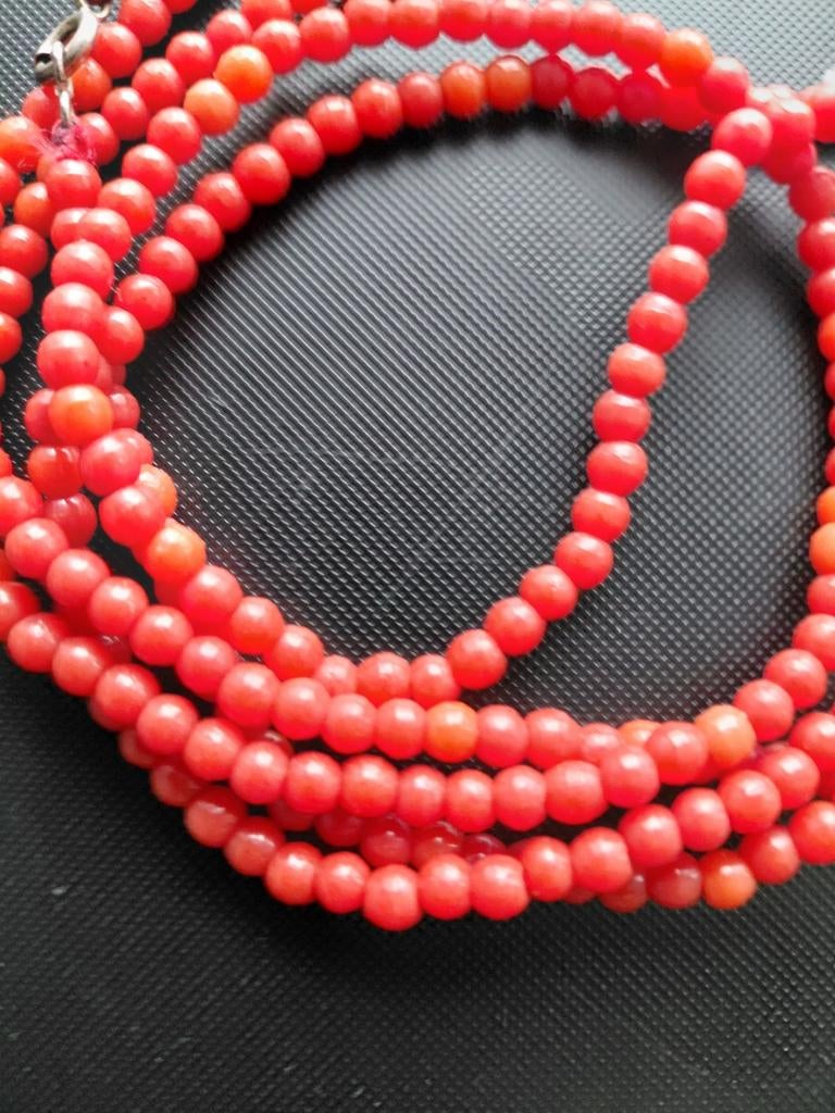 koraalrode ketting 110 cm KOOPJE, Verzenden, Zo goed als nieuw, Rood