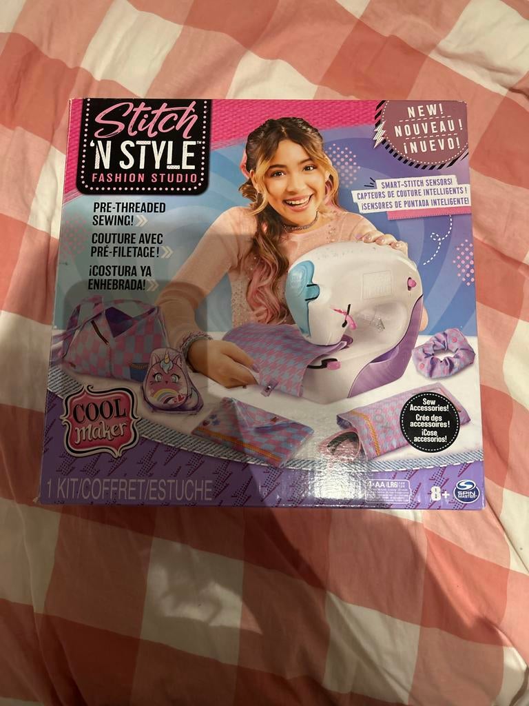 Cool Maker Stitch 'N Style Fashion Studio Naaimachine, Hobby en Vrije tijd, Naaimachines en Toebehoren, Ophalen of Verzenden, Nieuw