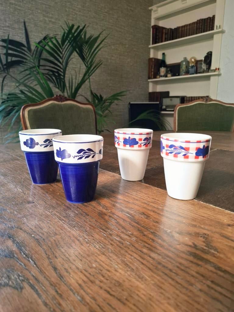 Vintage bekers Boch Boerenbont bekers - set van 4, Antiek en Kunst, Antiek | Servies los, Ophalen of Verzenden