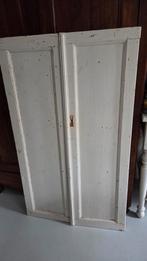 Brocante Oude grenen paneel deurtjes met slot, Antiek en Kunst, Ophalen