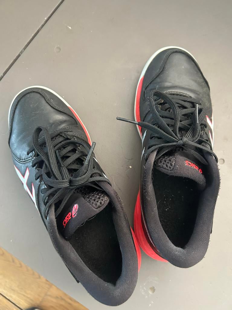 Veld korfbalschoenen maat 36, Ophalen of Verzenden, Gebruikt, Schoenen