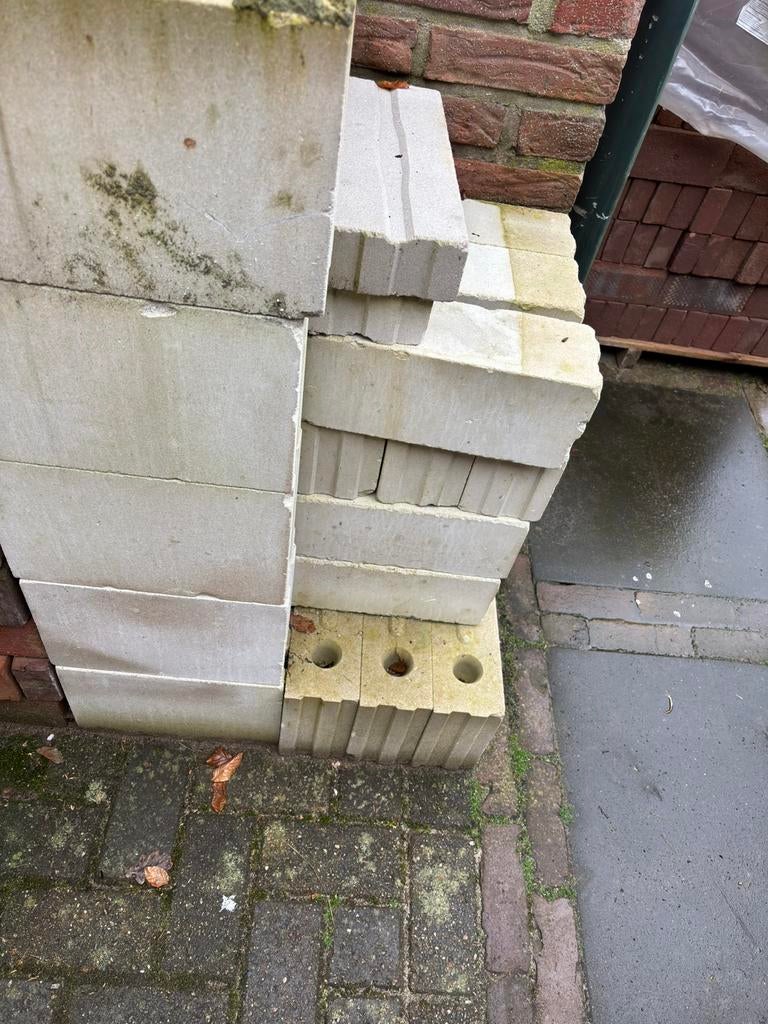 Kalkzandsteen, Ophalen, Zo goed als nieuw, Kalkzandstenen