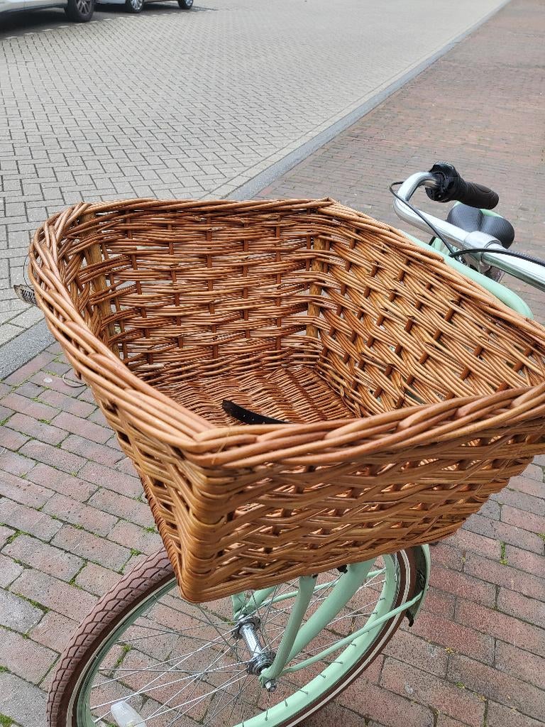 fietsmandjes van riet, Ophalen, Zo goed als nieuw, Fietsmand, Stuurbevestiging