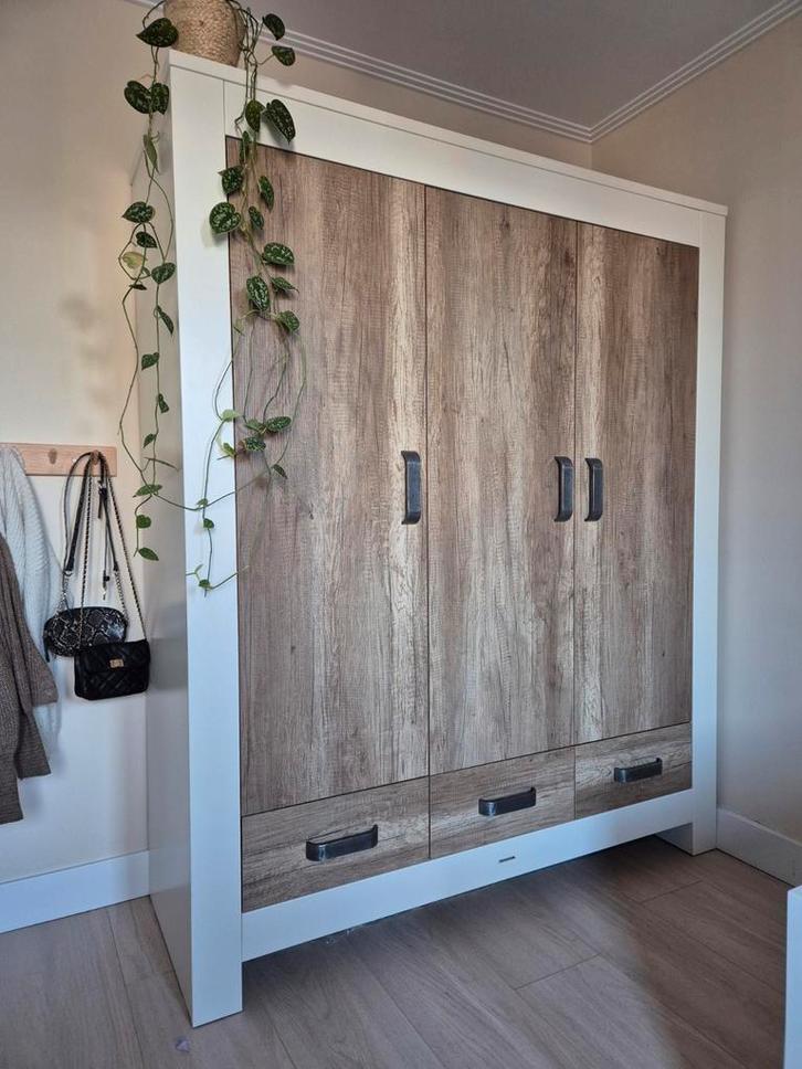 Mooie complete kamer Kidsmill, Kinderen en Baby's, Kinderkamer | Complete kinderkamers, Zo goed als nieuw, Jongetje of Meisje