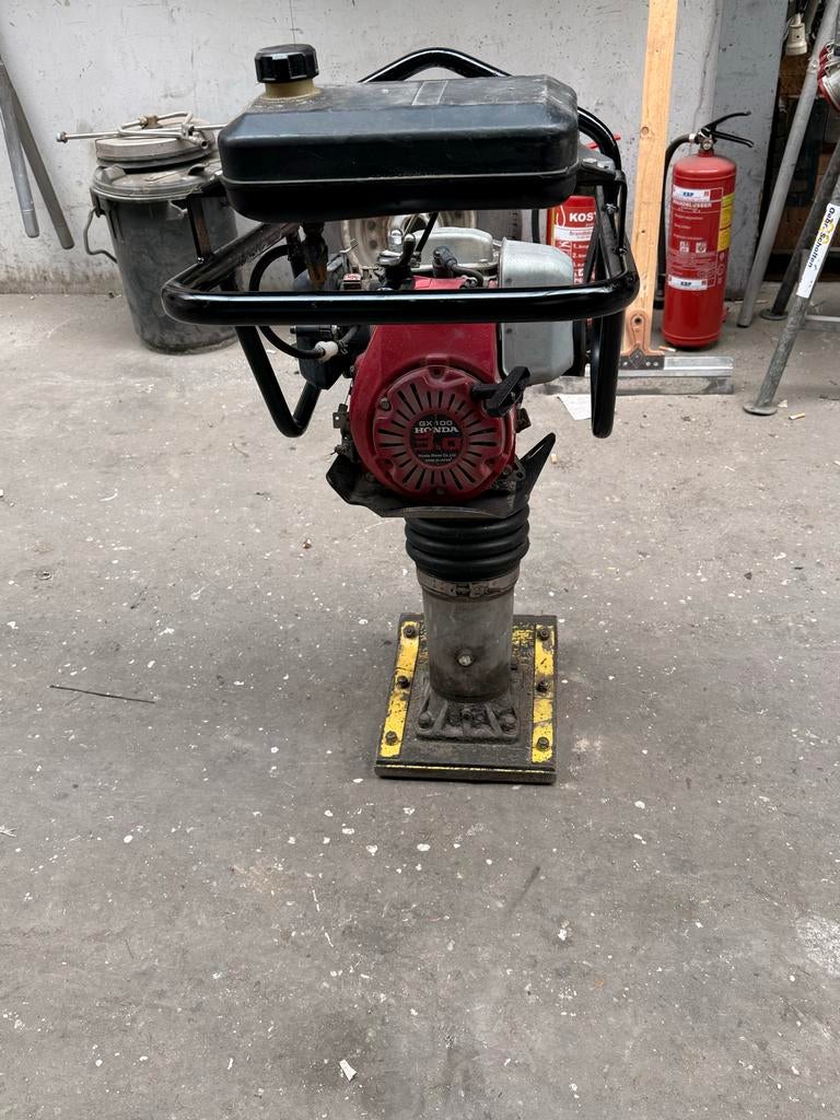 Nemaco trilplaat wackerstamper met Honda GX100 motor, Ophalen, Zo goed als nieuw