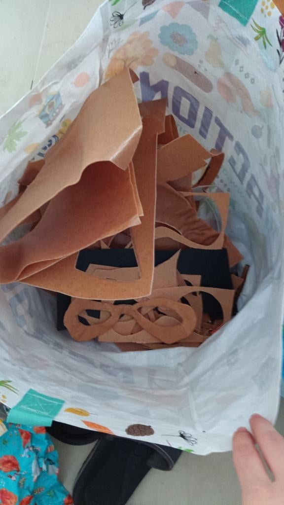 Worbla Resten Wit, Zwart en Zandkleurig - Cosplay & Knutsel, Gebruikt, Ophalen of Verzenden, Kunststof, Herbruikbaar