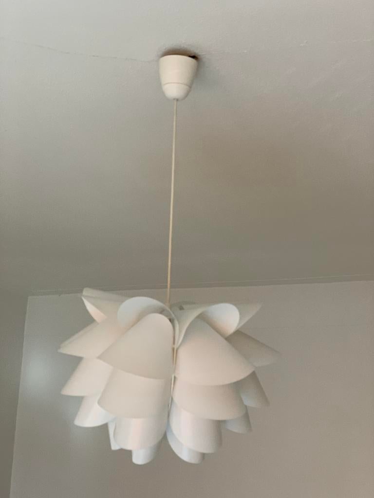 Knappa Ikea hanglamp, Huis en Inrichting, Lampen | Hanglampen, Ophalen of Verzenden, Gebruikt, Kunststof, Minder dan 50 cm