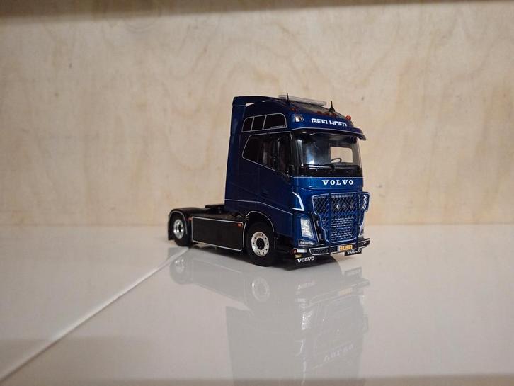 Volvo FH Geelhoed WSI, Hobby en Vrije tijd, Modelauto's | 1:50, Nieuw, Bus of Vrachtwagen, Wsi, Ophalen of Verzenden