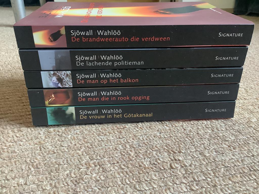 Sjowall en wahloo, Boeken, Detectives, Ophalen of Verzenden, Zo goed als nieuw