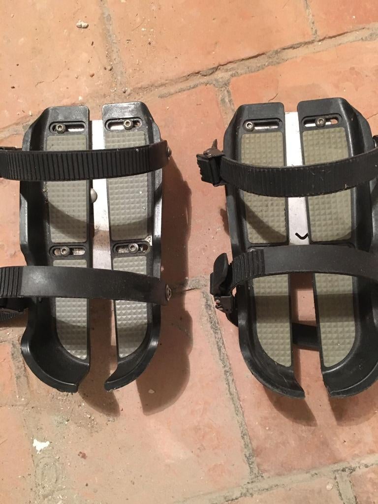Van raam fiets schoen fixatie, Ophalen of Verzenden, Gebruikt
