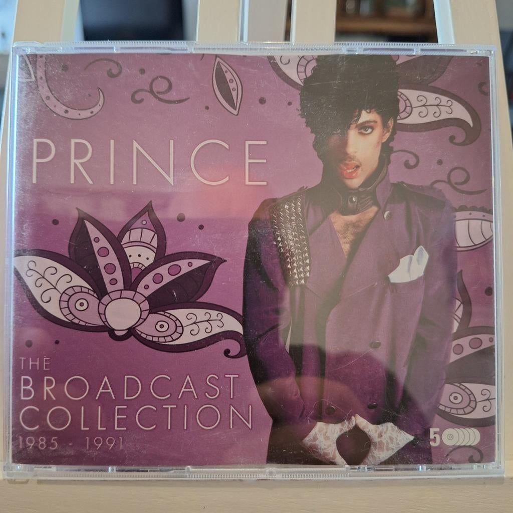 Cd boxen - The Broadcast Collection, 6 singles of meer, Ophalen of Verzenden, Zo goed als nieuw, Pop