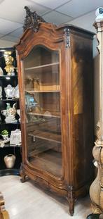 Prachtige vitrinekast  Louis XV, Ophalen, 100 tot 150 cm, 200 cm of meer, Glas
