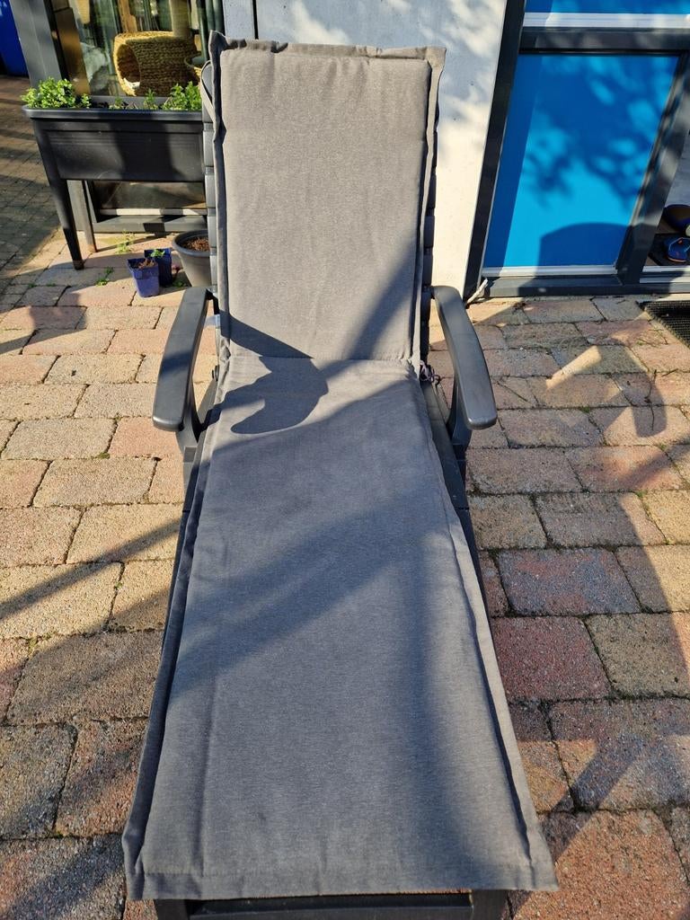 Hartman ligstoel met kussen - Verstelbaar, Tuin en Terras, Ligbedden, Ophalen, Gebruikt, Kunststof, Verstelbaar
