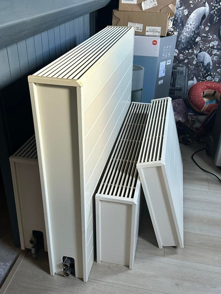 4 stuks Jaga radiatoren in diverse maten, Doe-het-zelf en Verbouw, Verwarming en Radiatoren, Ophalen, 30 tot 80 cm, Gebruikt, Radiator