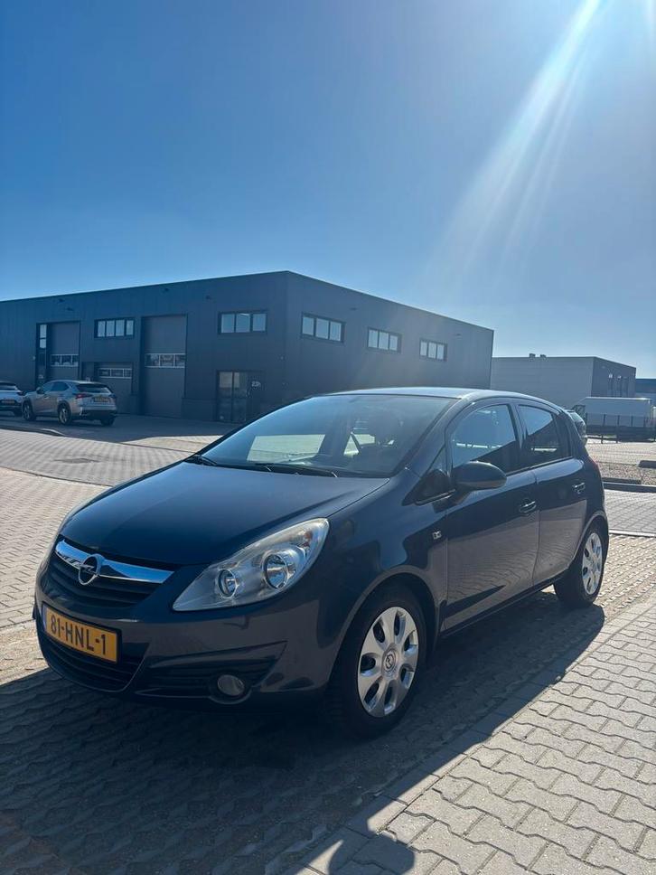 Opel Corsa 1.2 AUTOMAAT, 5 DEURS, AIRCO, Auto's, Opel, Particulier, Corsa, Achteruitrijcamera, Airbags, Airconditioning, Boordcomputer