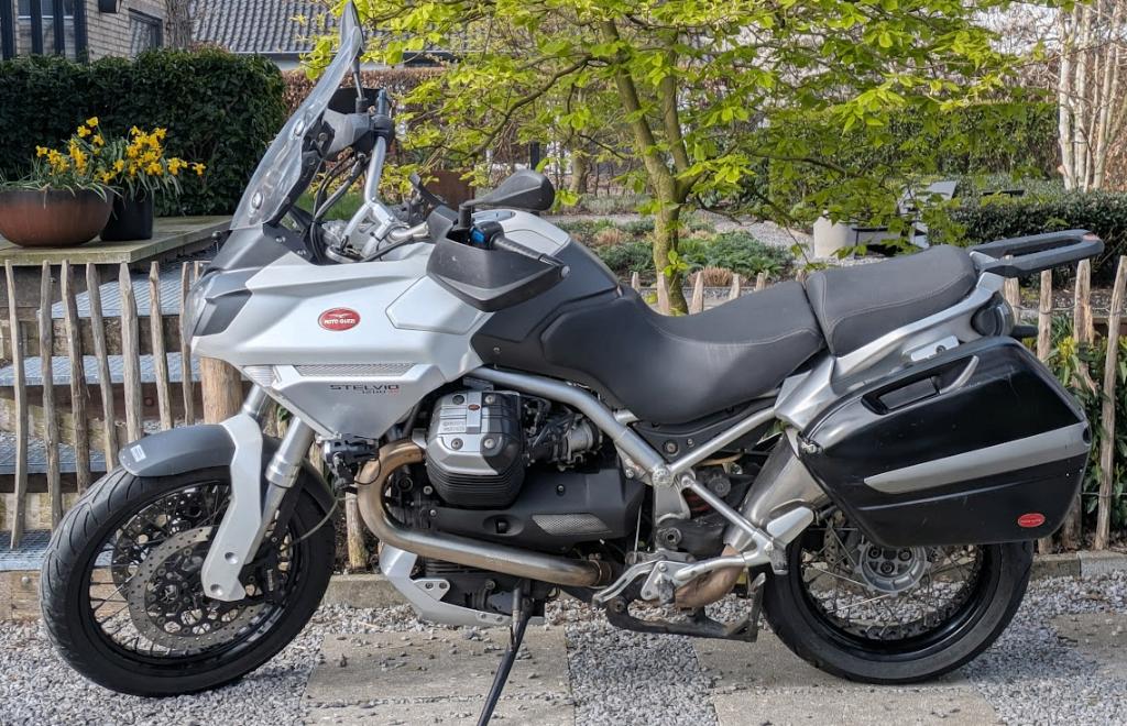 Moto Guzzi Stelvio 1200 8V ABS (bj 2010), Motoren, 2 cilinders, Motorrijbewijs A, Particulier, Meer dan 35 kW