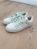 Nike Dunk Low Mint Groen Maat 42, Kleding | Dames, Schoenen, Ophalen of Verzenden, Zo goed als nieuw, Groen, Sneakers of Gympen
