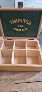 6 vaks theedoosje hout met fluwelen inleg twinings,, Ophalen of Verzenden, Opbergdoos