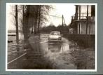 Roermond - Foto - Hoog water - 1966, Verzenden, 1960 tot 1980, Limburg