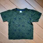 T- shirt donker groen met dino's maat 116/122 - nieuw, Kinderen en Baby's, Kinderkleding | Maat 116, Ophalen of Verzenden, Nieuw