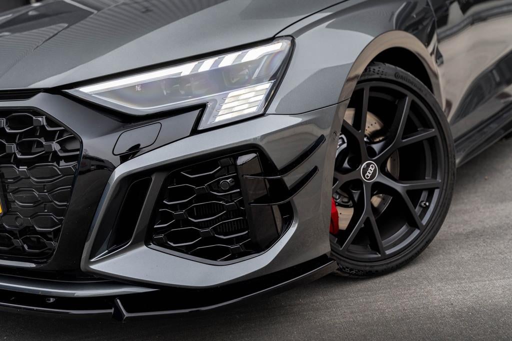 Audi A3 Sportback 2.5 TFSI RS 3 quattro PANO/B&O/CARBON/CAME, Automaat, Gebruikt, RS3, Bedrijf