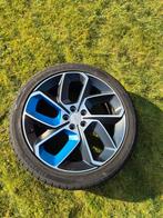Lynk&Co 01 Velg met zomerband - 20 inch, Auto-onderdelen, Banden en Velgen, Gebruikt, Banden en Velgen, Ophalen of Verzenden, 235 mm