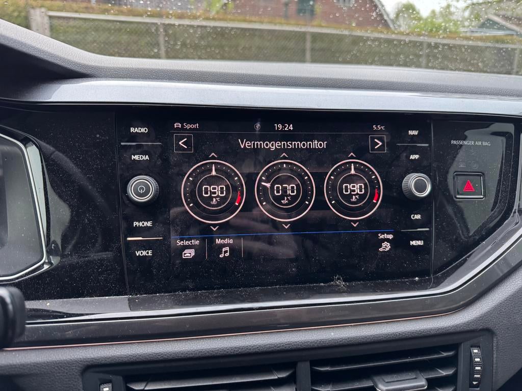 Navigatie Volkswagen carplay 2017+, Auto diversen, Autonavigatie, Ophalen, Zo goed als nieuw