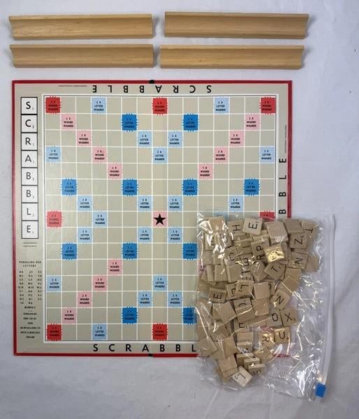 Spear Scrabble Bordspel Sio houten stenen letters compleet, Coolsingel 104, 3011 AG Rotterdam, Netherlands, Verzenden, Een of twee spelers